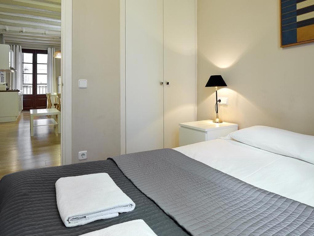 Barcelona Mercaders Apartments Екстер'єр фото